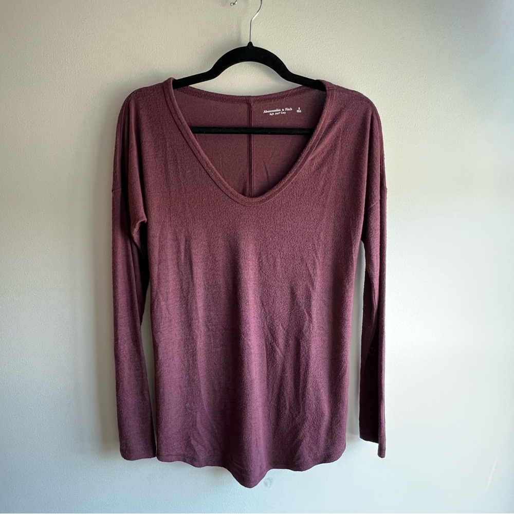 Abercrombie & Fitch Soft A&F Cozy Long Sleeve – Plum, Size Small